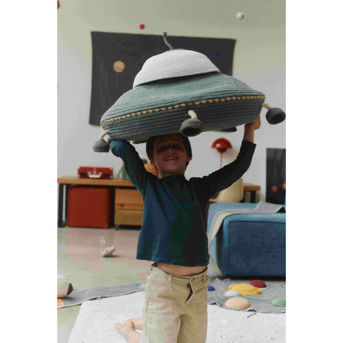 Kosz dekoracyjny UFO, "Mom, I want to be an astronaut" Lorena Canals