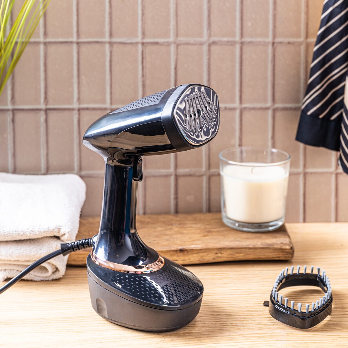 Parownica do prasowania ubrań i tkanin KLAUSBERG