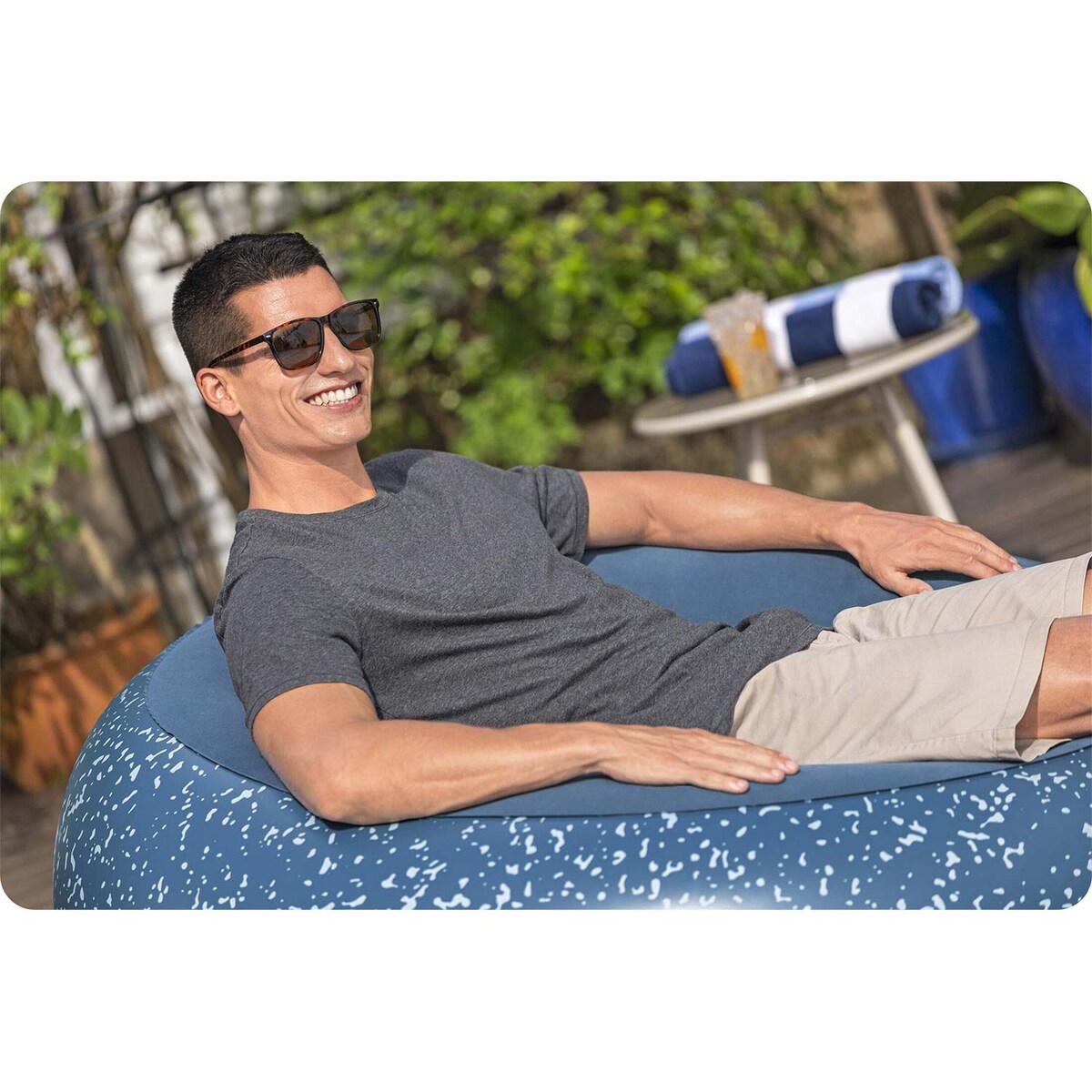 Fotel dmuchany Bestway 75154 dmuchany puf materac do siedzenia 112x112 cm
