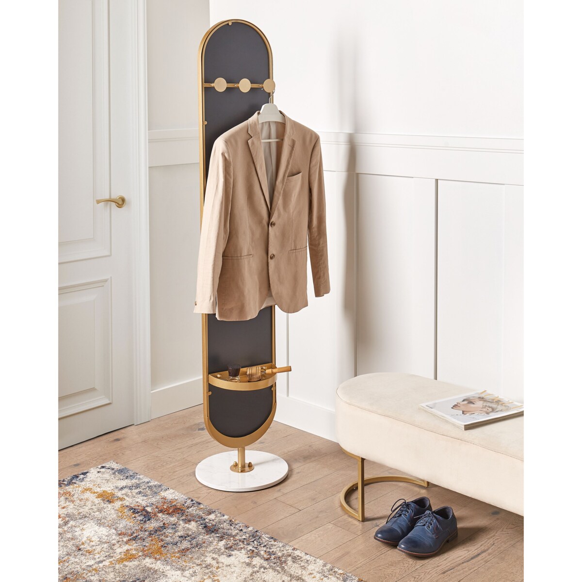 Wieszak stojący z lustrem złoty MOODY