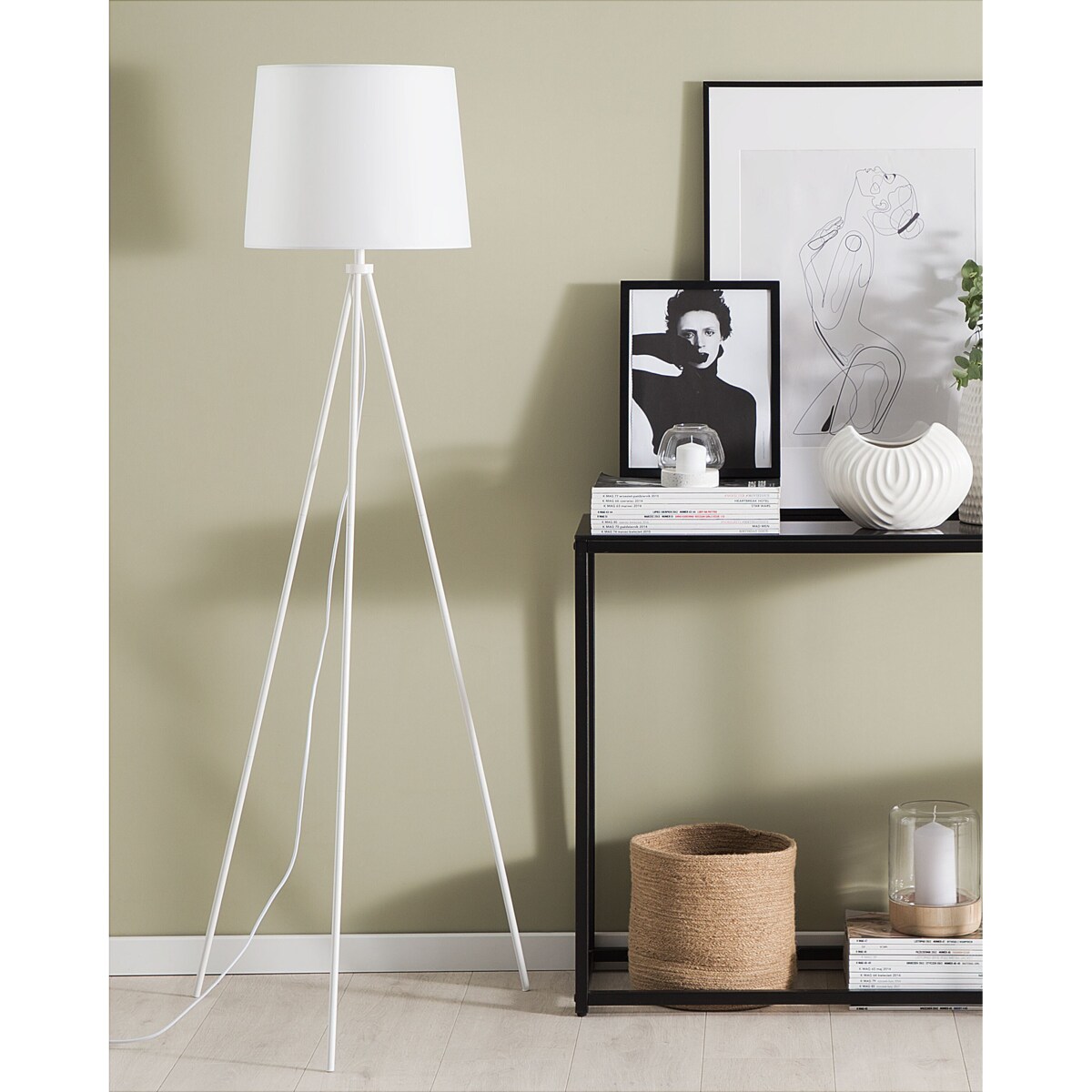 Lampa podłogowa biała SAMBRA