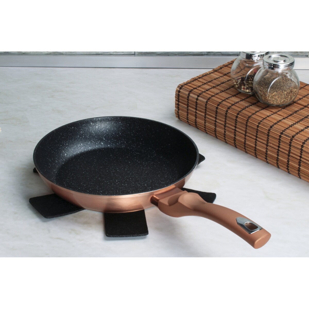 Zestaw 11 elementów garnki, patelnie, pokrywki Rose Gold Berlinger Haus BH-6191