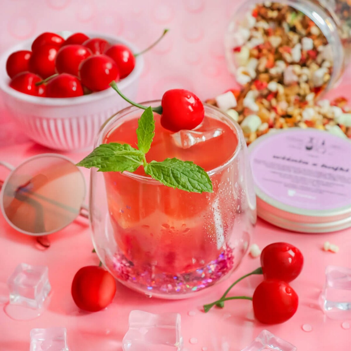 Herbata owocowa WIŚNIA Z BAJKI o smaku owocowych żelków PREMIUM Cup&You - herbata liściasta sypana mieszanka napar susz - gotowa na prezent upominek