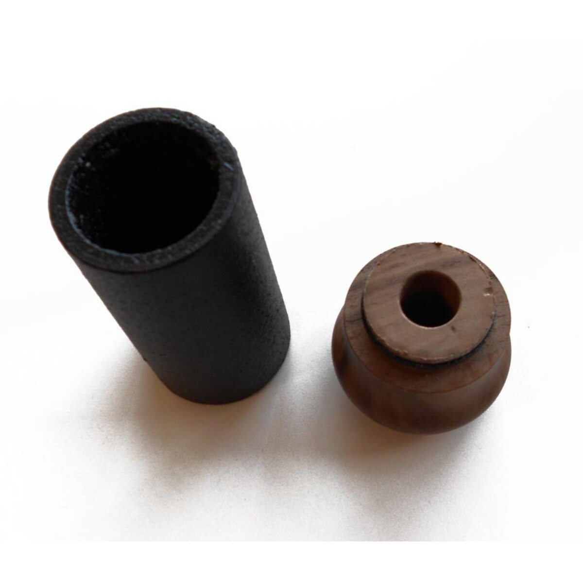 Solniczka na sól gruboziarnistą WALNUT, 11.5 x 4.3 cm, Skeppshult