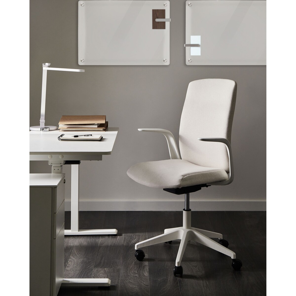 Krzesło biurowe CAPTAIN Jasnobeżowy