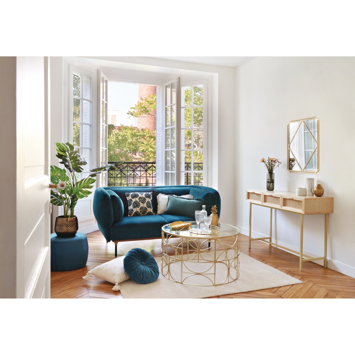 Wąska konsola boho RAYO z 3 szufladami i plecionką wiedeńską