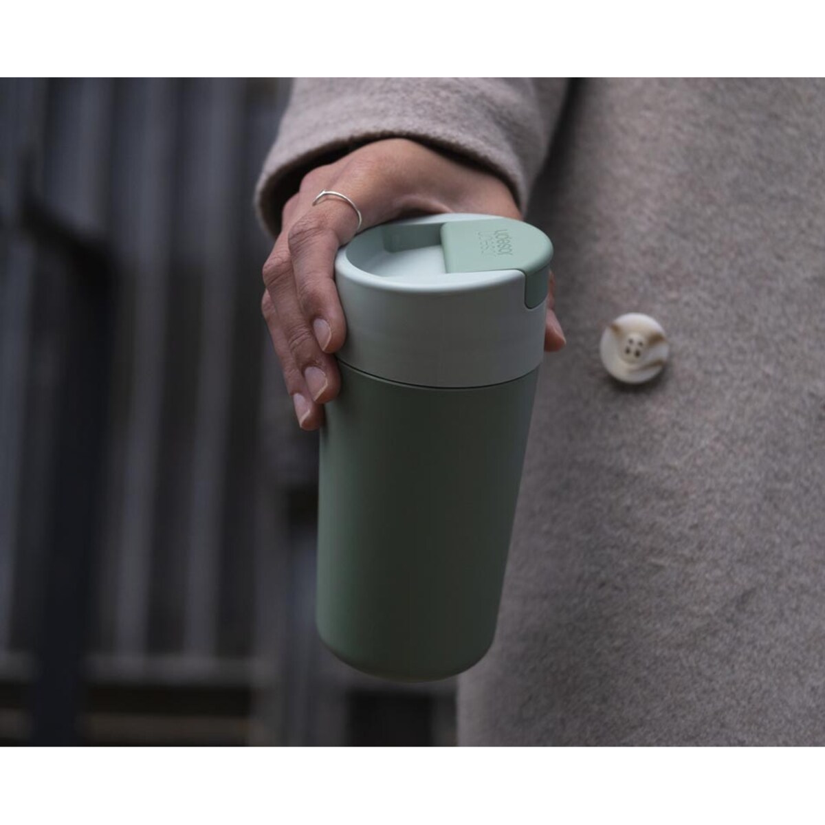 Kubek podróżny miętowy Sipp, 454 ml, Joseph Joseph