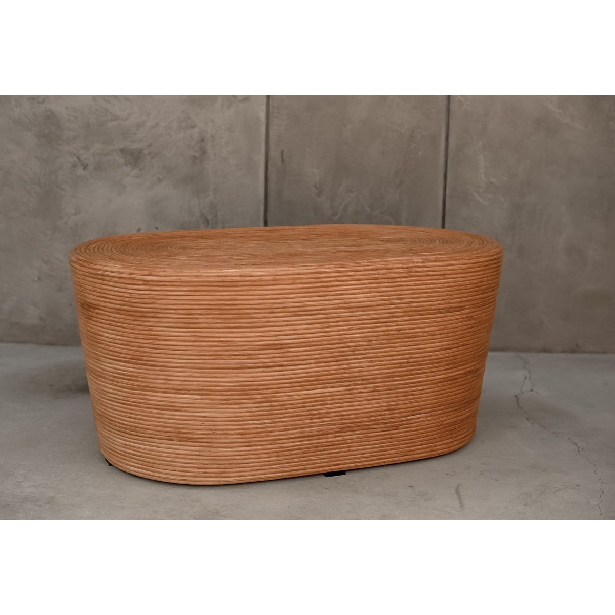 OVALNY RATTANOWY STOLIK TEGAL KONIAK