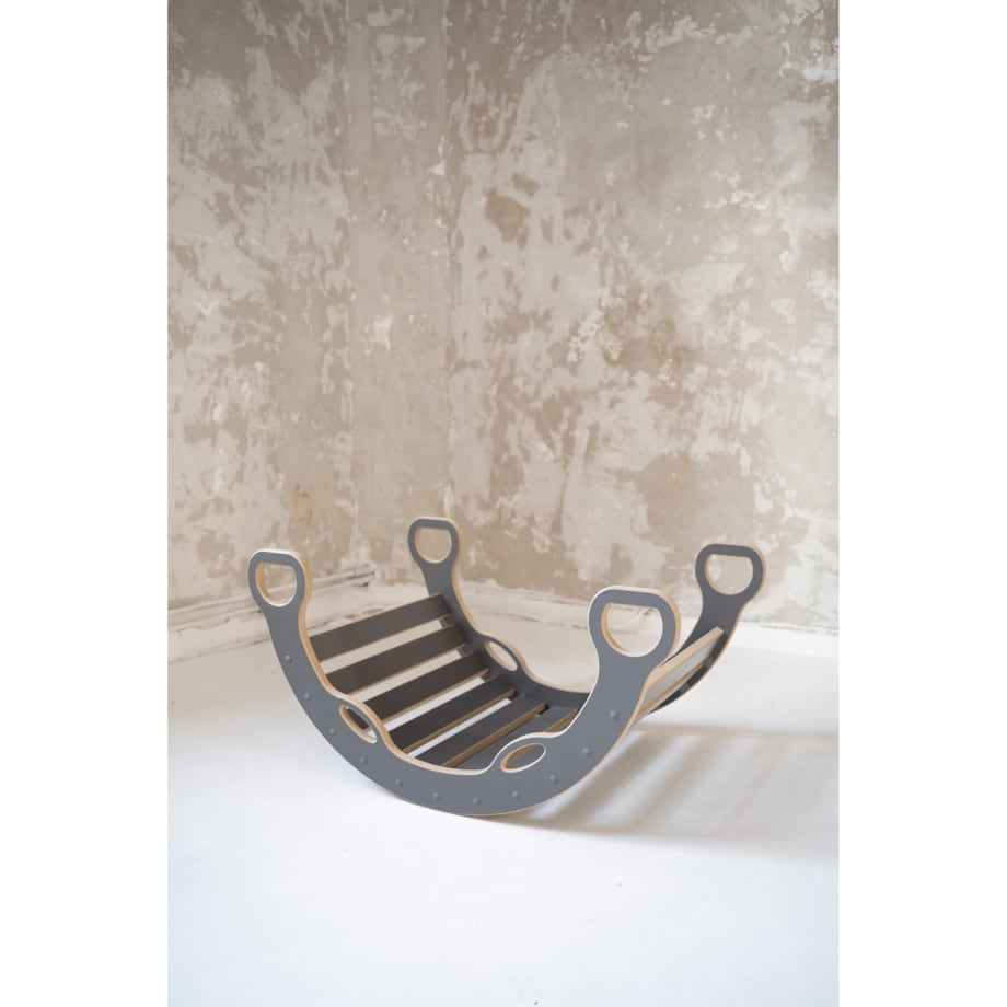 MAŁY bujak montessori z uchwytami - szary