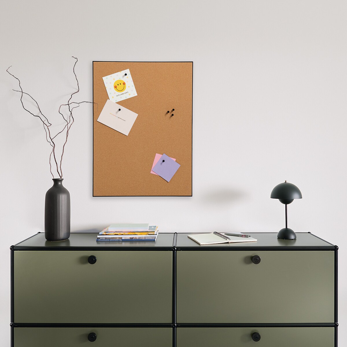 Tablica korkowa z czarną ramą 43 x 58 cm, ZELLER