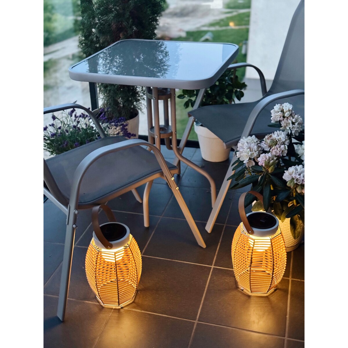 Lampa solarna LED 30 cm stojąca do ogrodu