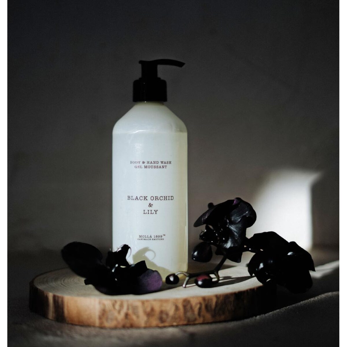 Mydło w płynie Black Orchid & Lily, 500 ml, Cereria Molla