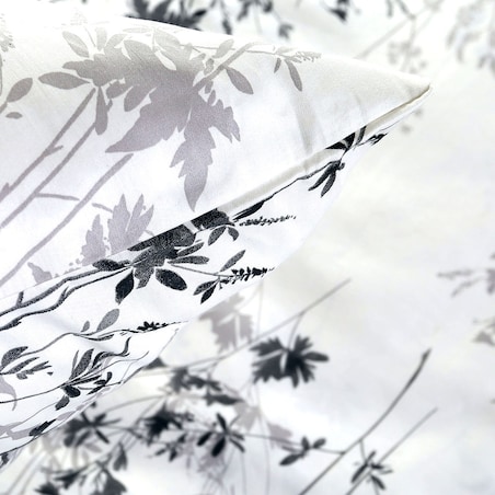 Pościel satyna bawełniana 180x200 Noira biała z czarnym i szarym botanicznym wzorem, Satynlove