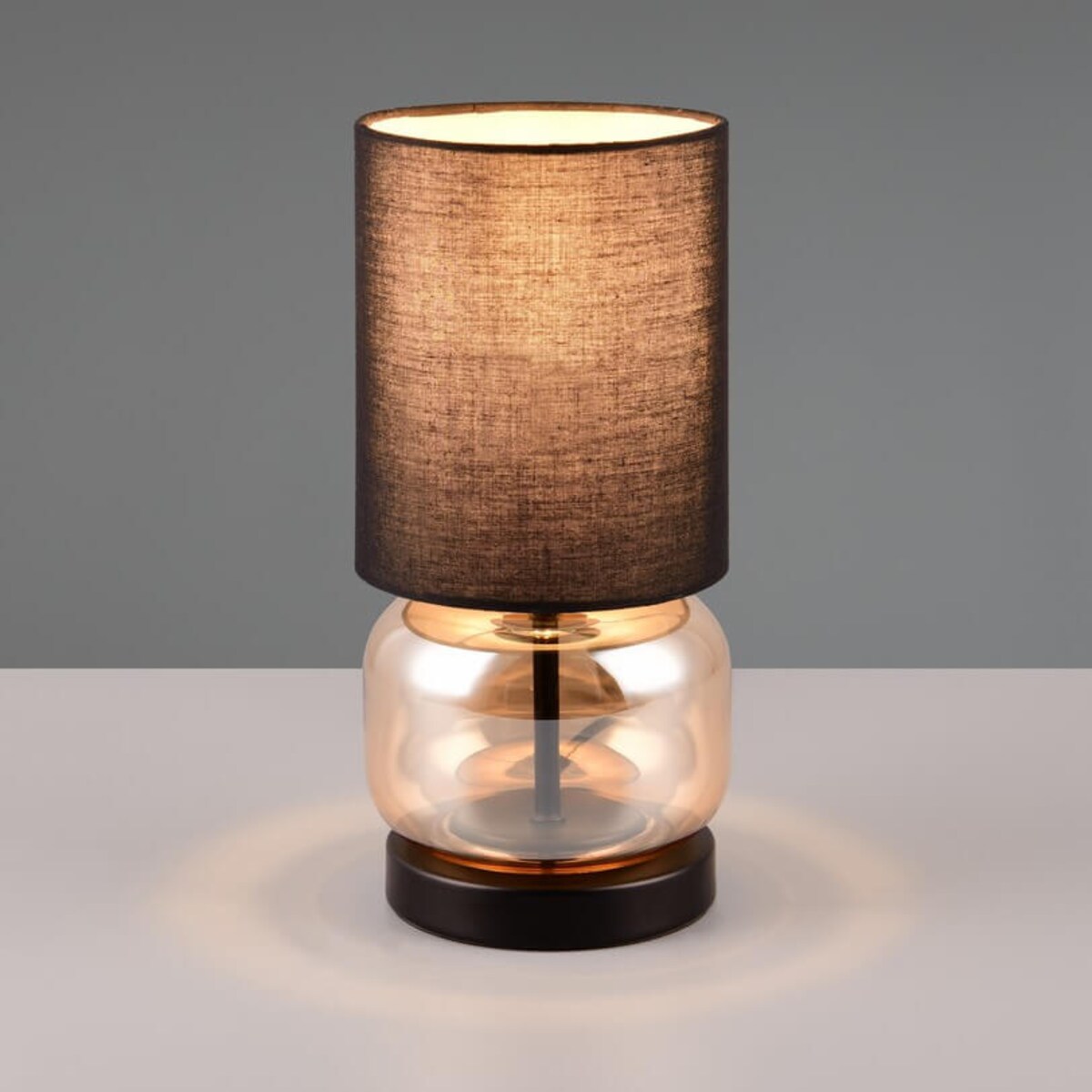 Abażurowa lampa stołowa Elio 517800113 Trio do gabinetu czarna bursztynowa