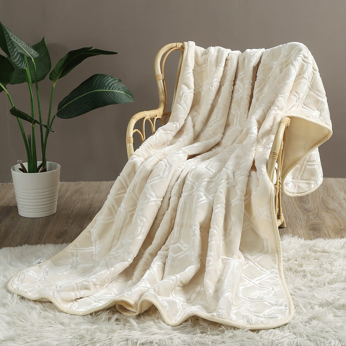 Gruby Kremowy Koc Akrylowy 160 x 200 Vito Narzuta Pled do Salonu Sypialni