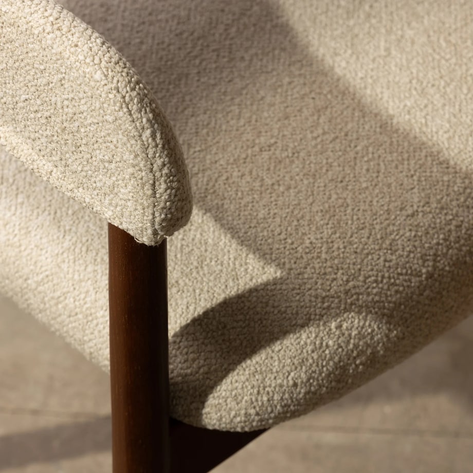 Krzesło tapicerowane YPSILA beżowe boucle 81x57x54 cm