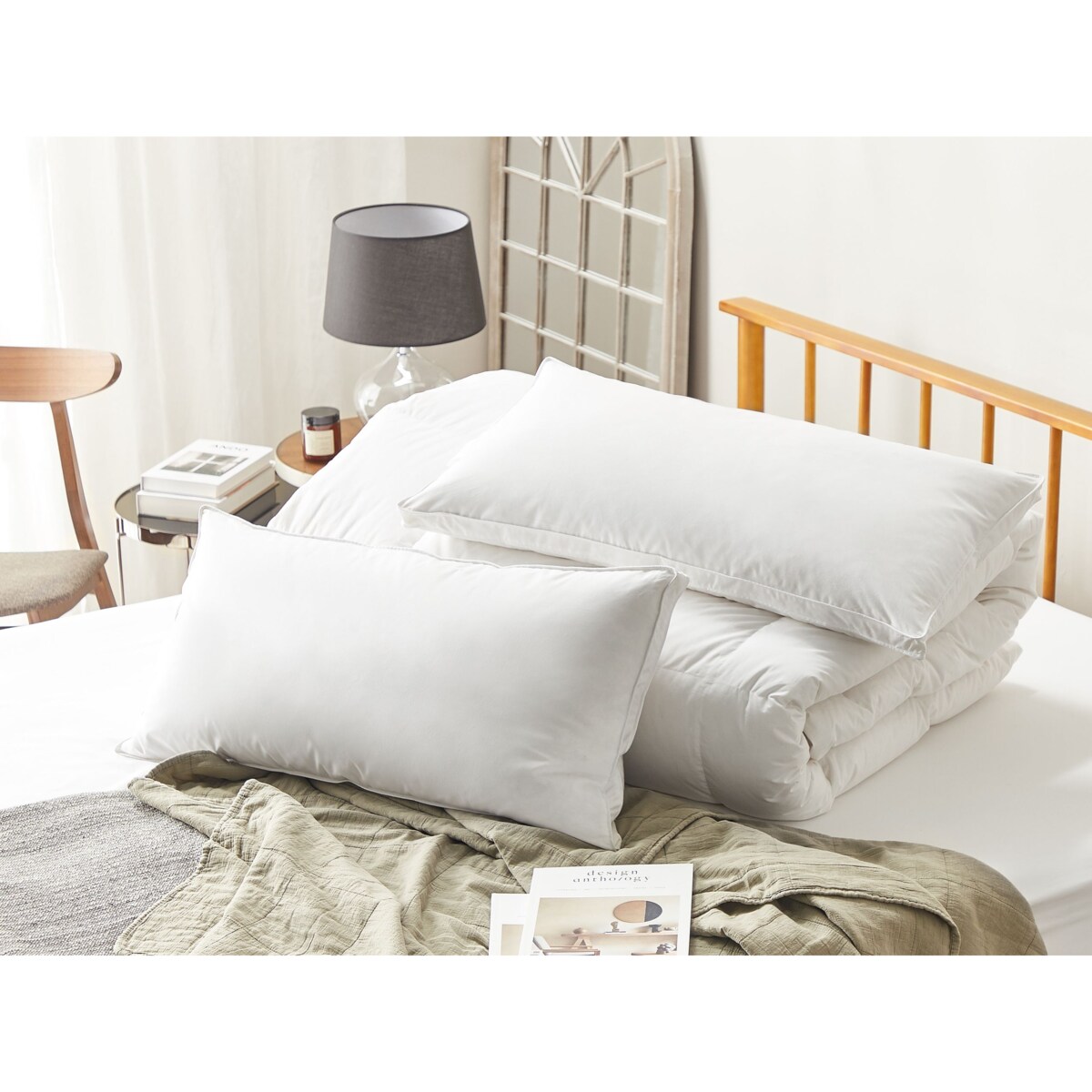 Zestaw 2 poduszek FELDBERG Wysoka Kacze pióra i puch 40 x 80 cm Biały