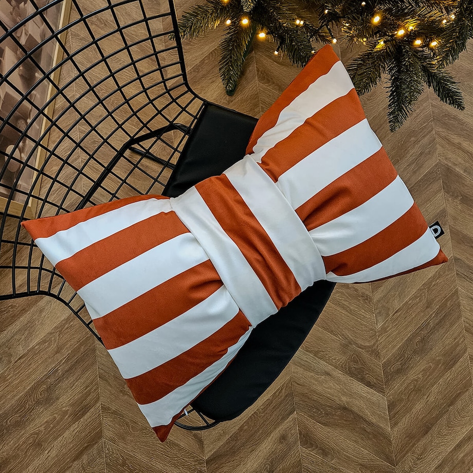 Poduszka XMAS wzór XM57 | Kokarda w paski karmelowa 40 x 60 cm