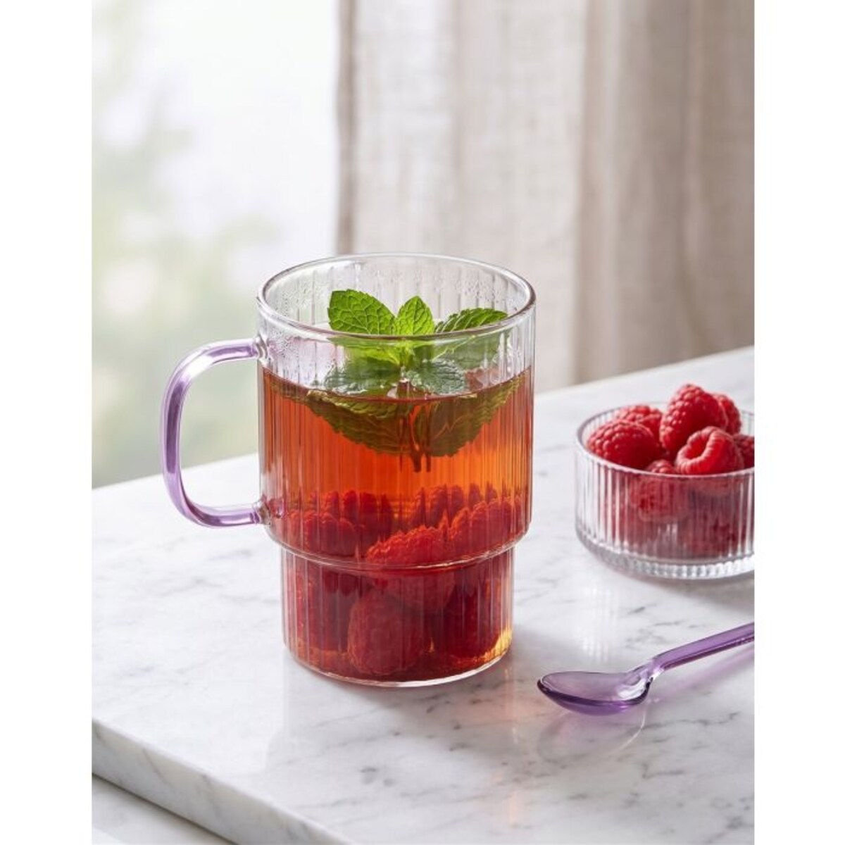 Dwie szklanki ryflowane z różowym uchem 350ml Livio 1821