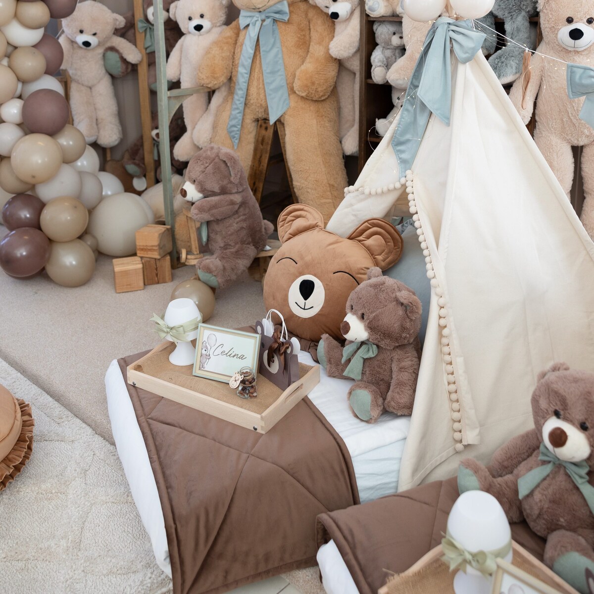 Poduszka miś - duża poducha velvet ciemny brąz