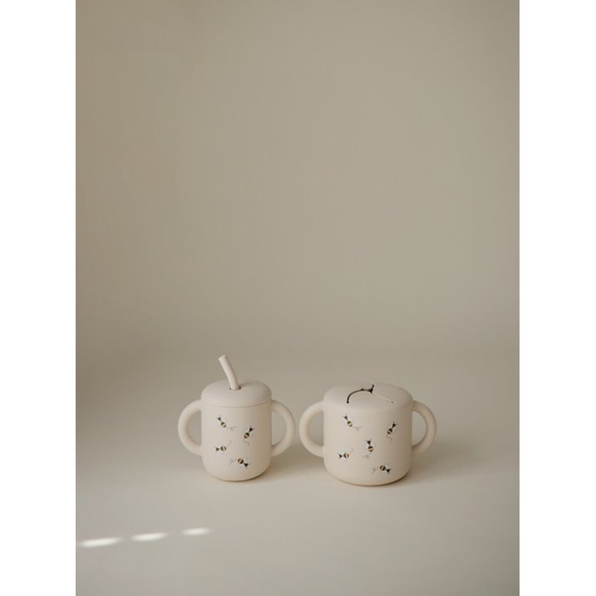 Mushie Kubek ze słomką 175 ml Bees