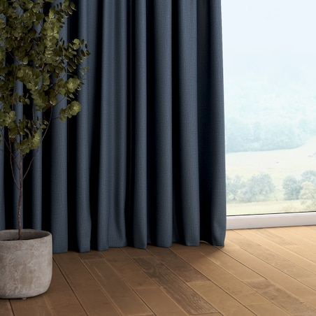 Zasłona na taśmie marszczącej 1 szt. 130x245 ciemny niebieski o wyraźnej strukturze