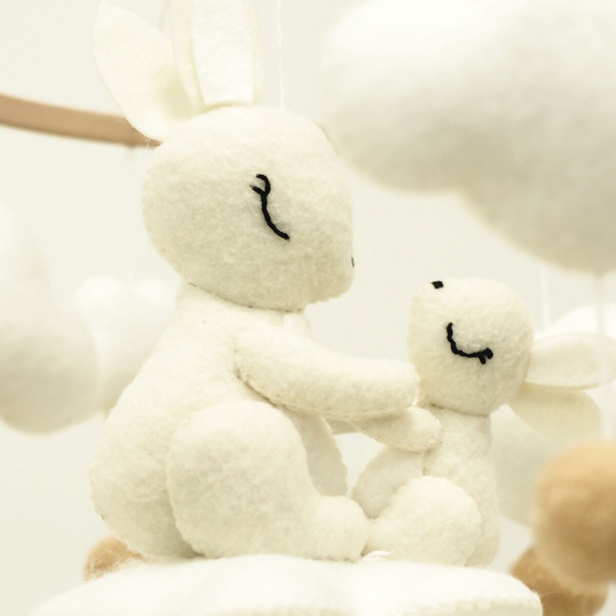 NENO BANI Karuzela do łóżeczka z uchwytem mocującym