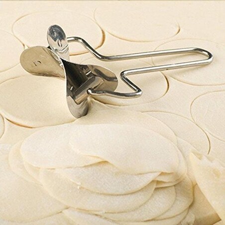 Wykrawacz do ciasta na pierogi 10cm pierogów BRUNBESTE BB-1794