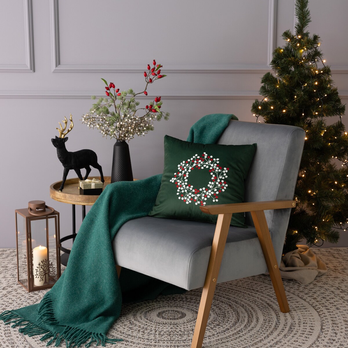 Poszewka na poduszkę Berry Wreath 43x43 cm boże narodzenie, święta, świąteczne, zielony, 43x43 cm
