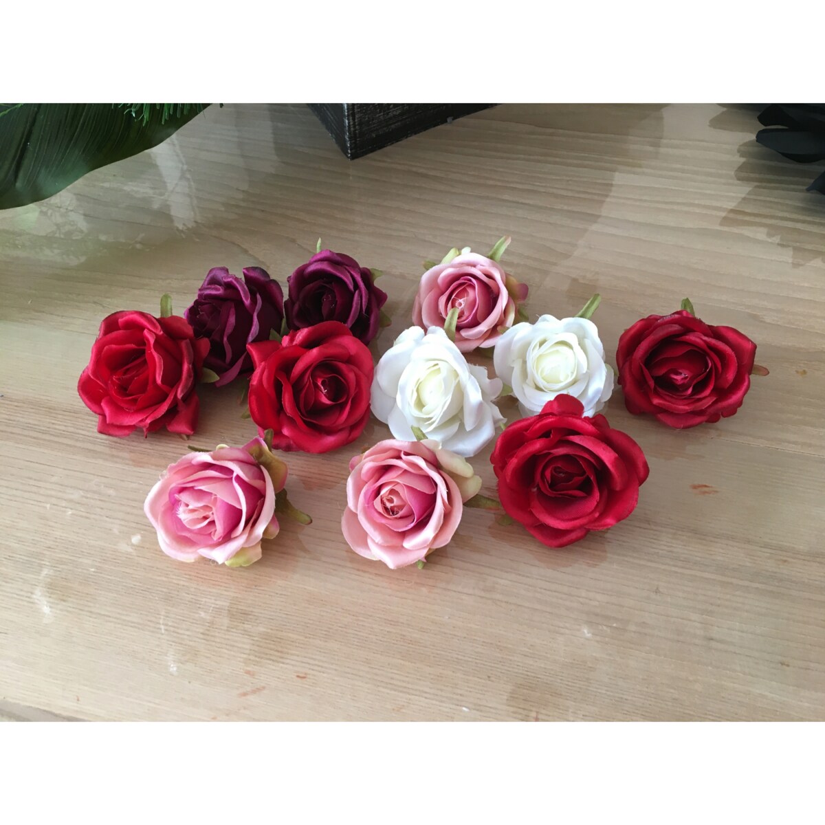 RÓŻA MAŁA sztuczna czerwona na stroik wiązankę 6x