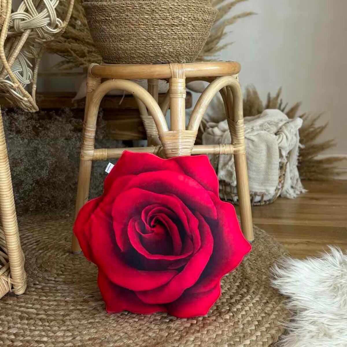 Poduszka duża czerwona Róża