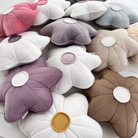 Poduszka stokrotka, poduszka biały kwiatek Daisy