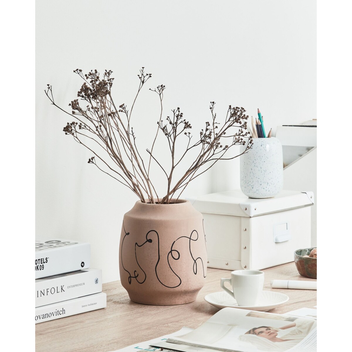 Kamionka Wazon na kwiaty 20 cm Beżowy Czarny SKATE