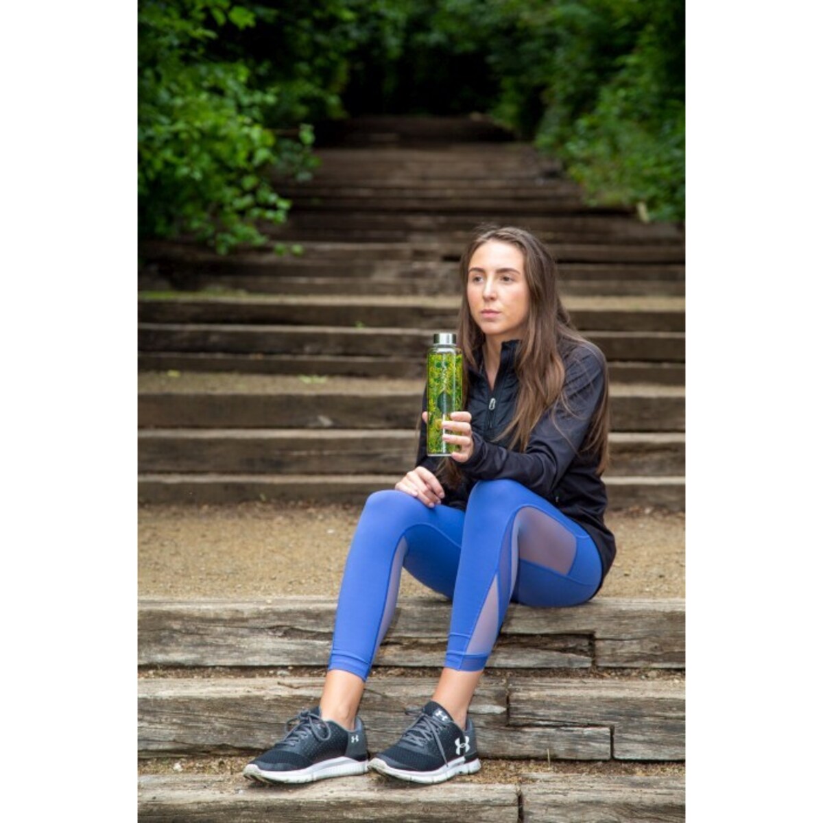 Butelka szklana Green New Black Pure, 600 ml, Typhoon