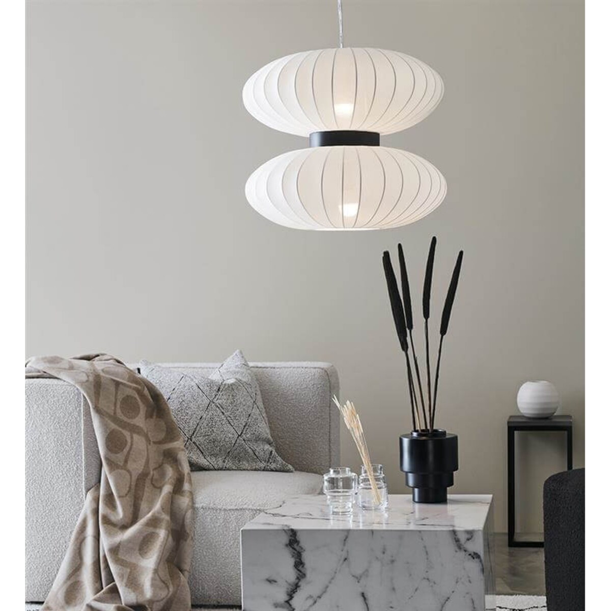 Modernistyczna lampa wisząca Daburu 108113 Markslojd tekstylna biała