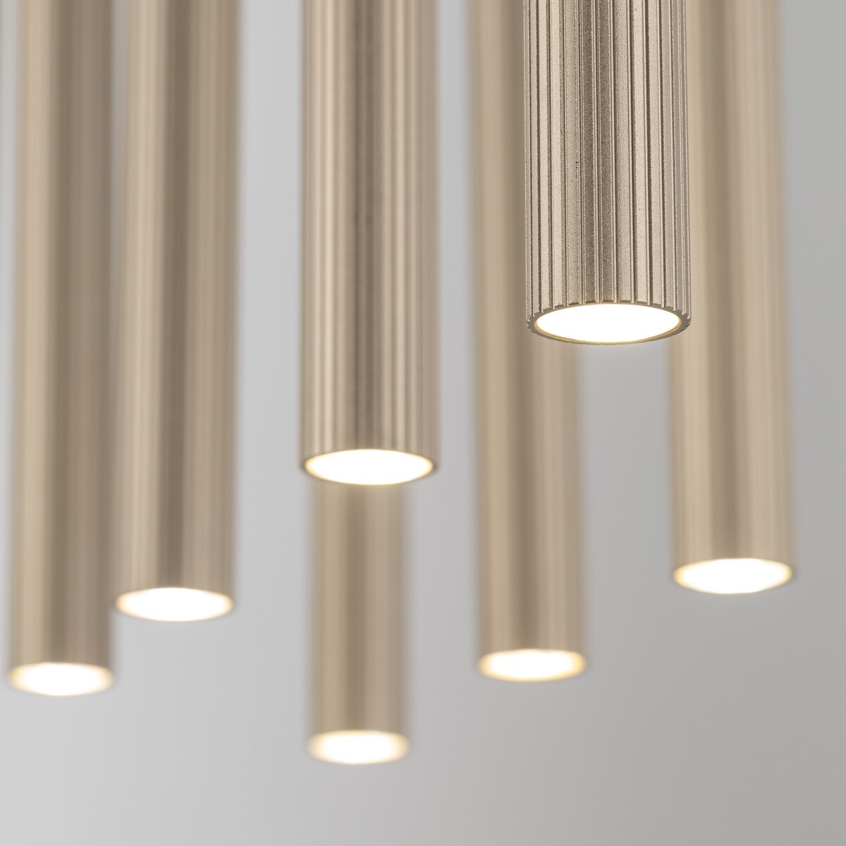 Lampa Wisząca Tk Lighting Ferro Na Listwie Beżowa Szampański Ryflowana Metalowa Tuba Sopel Rurka 10X G9