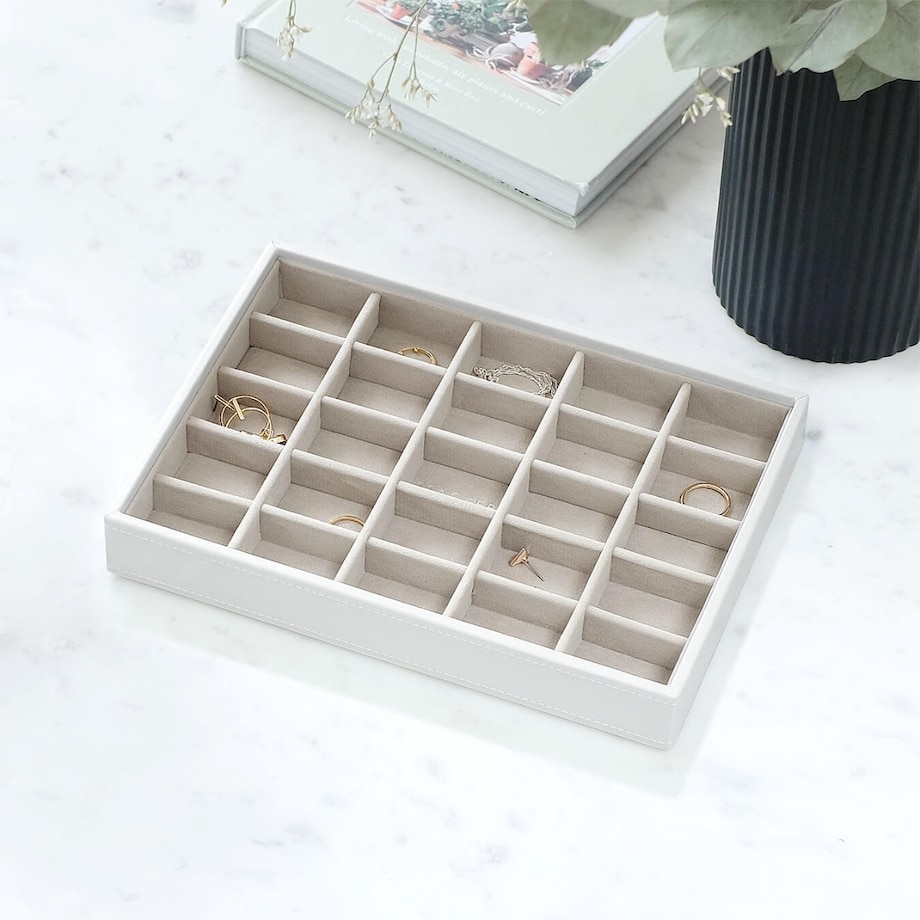Szkatułka na biżuterię Stackers 25 komorowa classic biała
