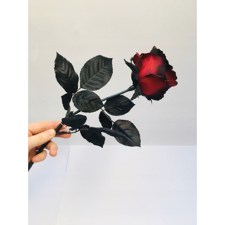ŁODYGA RÓŻA Z BROKATEM czerwono czarna liść do flakonu wazonu święta 65cm