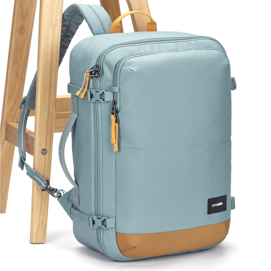 Plecak kabinowy antykradzieżowy Pacsafe Go 34 l - czarny