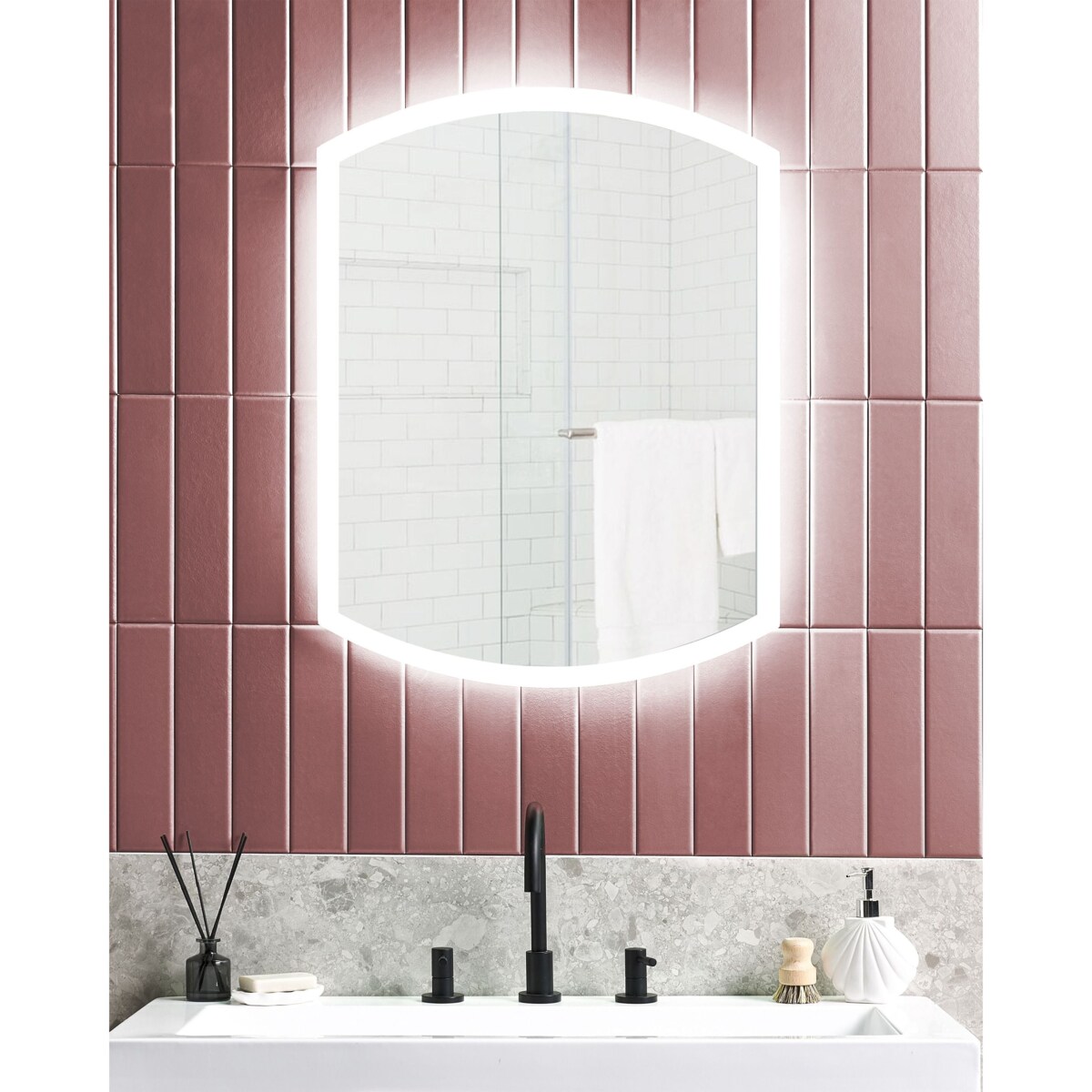 Lustro łazienkowe LED BEZIERS 60 cm 78 cm Srebrny