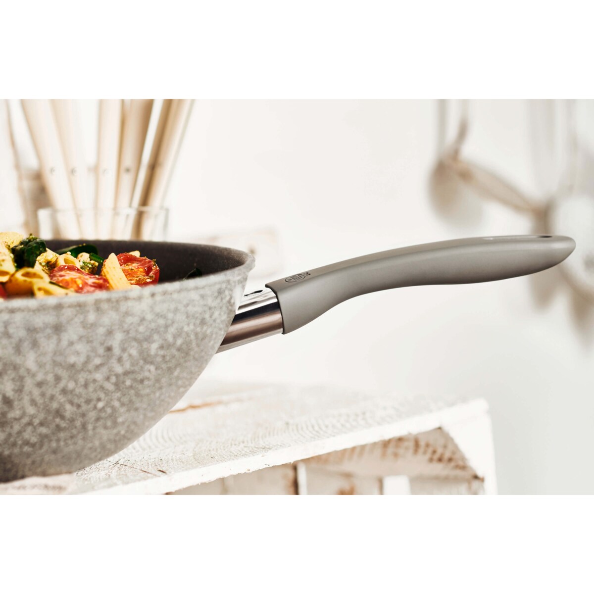 Indukcyjny wok granitowy Ballarini Murano - 30 cm
