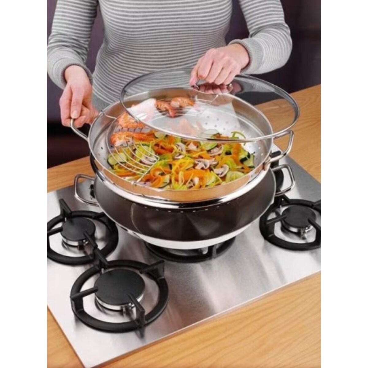 Wok z wkładem do gotowania na parze Macao, 36 cm, WMF