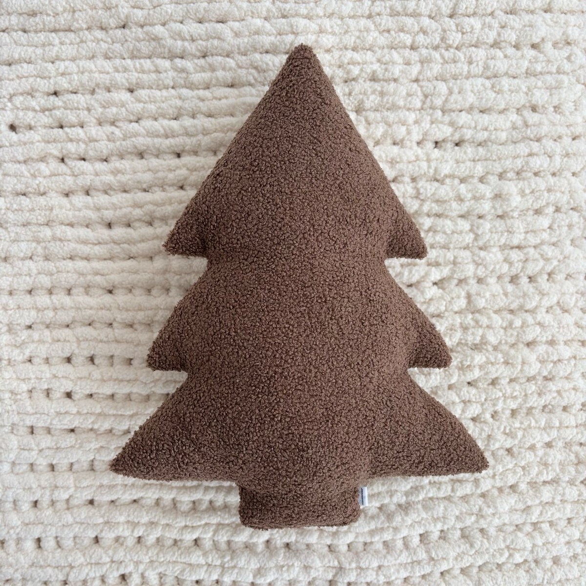 Poduszka Choinka boucle brązowa