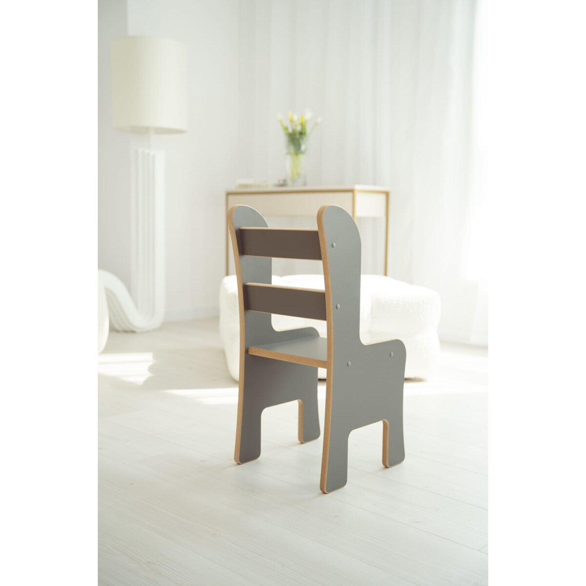 Krzesełko dla dziecka - szare