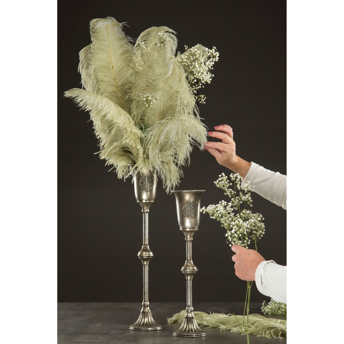 PIÓRO DEKORACYJNE STRUSIE granatowe 60cm