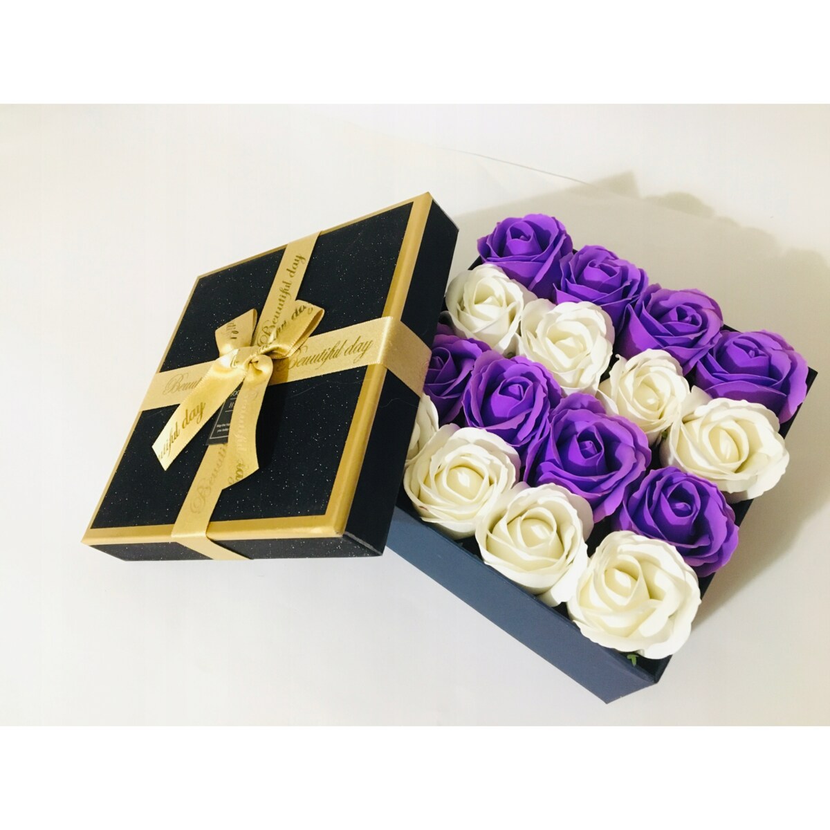 BOX PACHNĄCE RÓŻE MYDLANE GOTOWY PREZENT upominek urodziny ślub kwiaty
