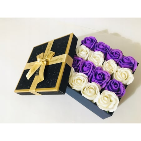 BOX PACHNĄCE RÓŻE MYDLANE GOTOWY PREZENT upominek urodziny ślub kwiaty