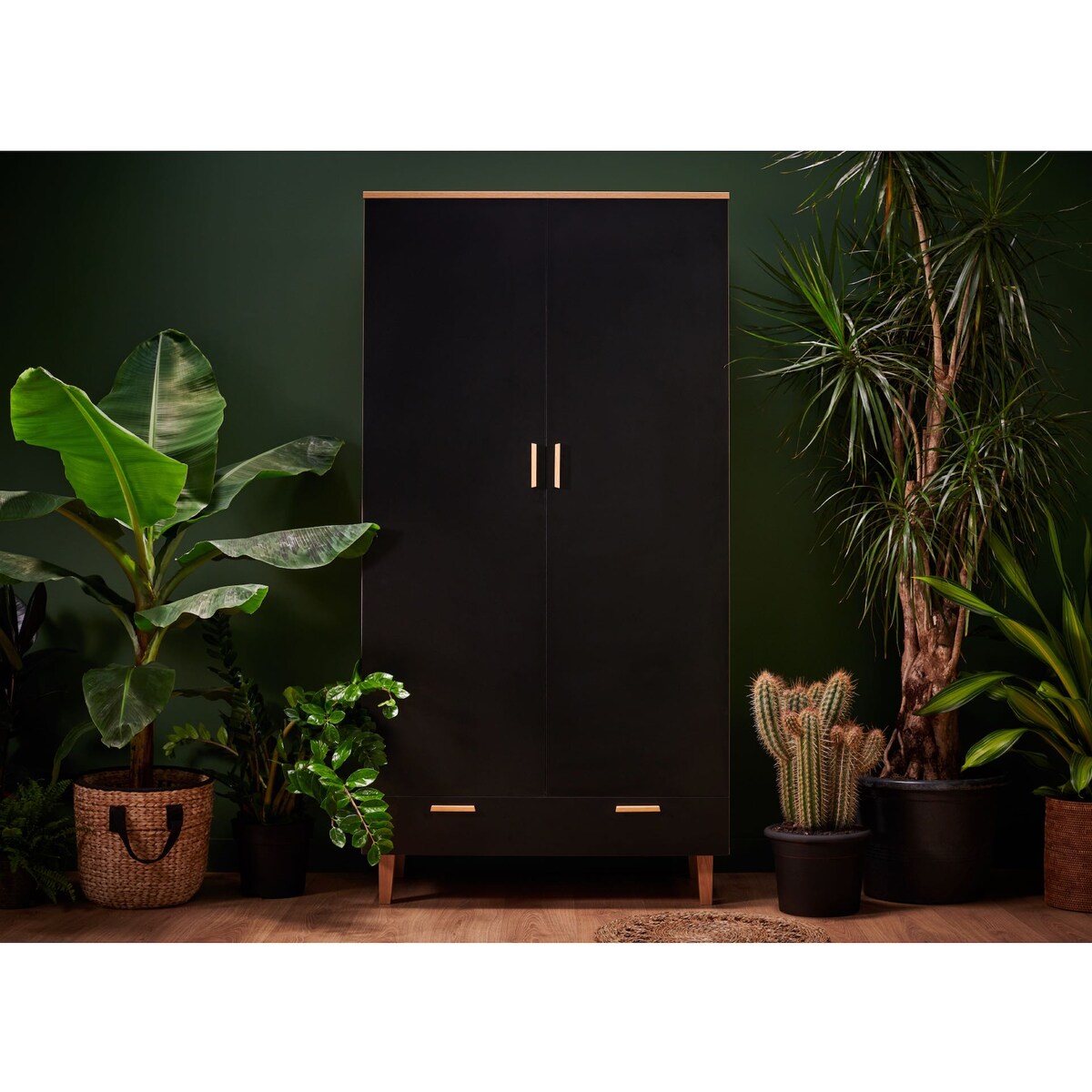 KONSIMO FRISK Czarna szafa skandynawska