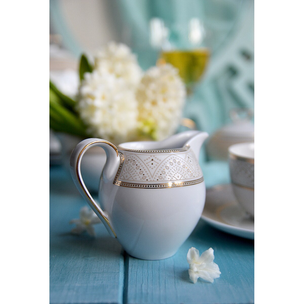 Garnitur do kawy dla 12 osób 40 el. Yvonne Lea Złota G620