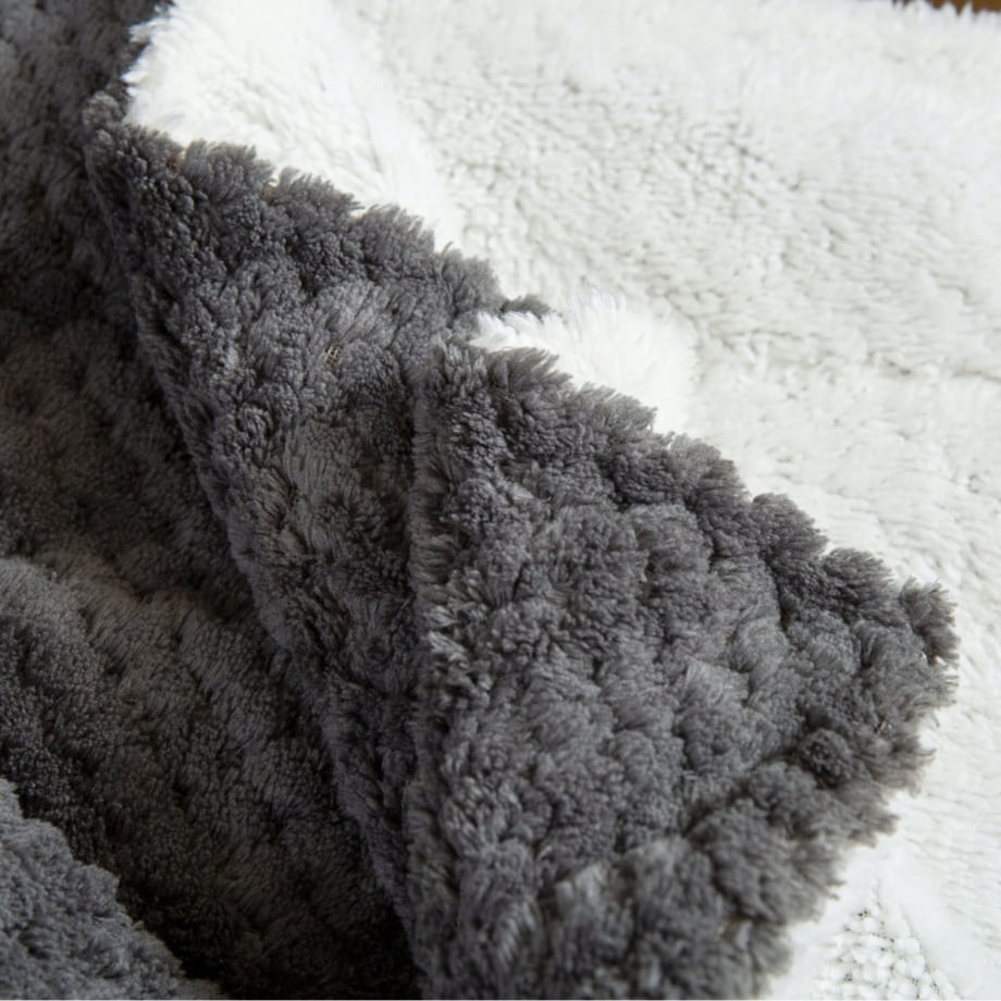 Grafitowy Koc Narzuta z Mikrofibry Baranek 150x200 Sherpa